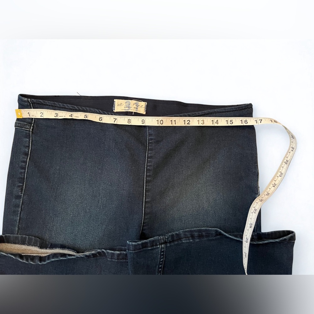 We The Free Dark Blue Penny Pull On Flare Jeans 🌻 - Picture 5 of 9